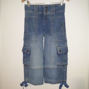 Vintage Y2K No Boundaries Blue Denim Wide Leg Cargo Capris Size 3